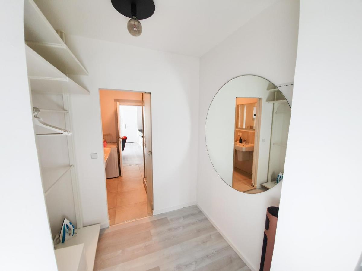 Pb Ferienwohnungen - Fewo 6 - Stilvoll Eingerichtetes Apartment Im Herzen Senftenbergs Bagian luar foto
